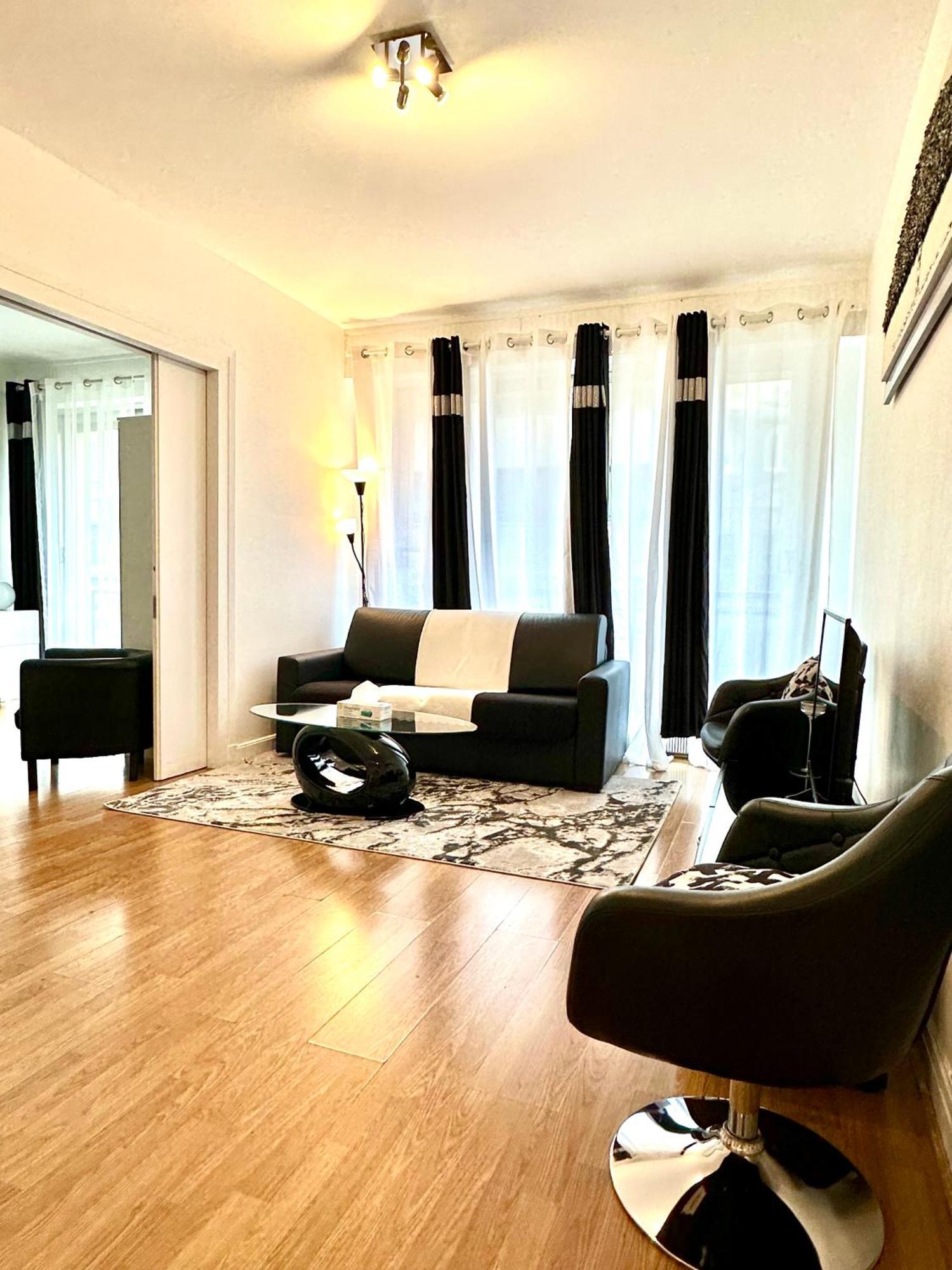 Apartamento Champs Elysees 4 *